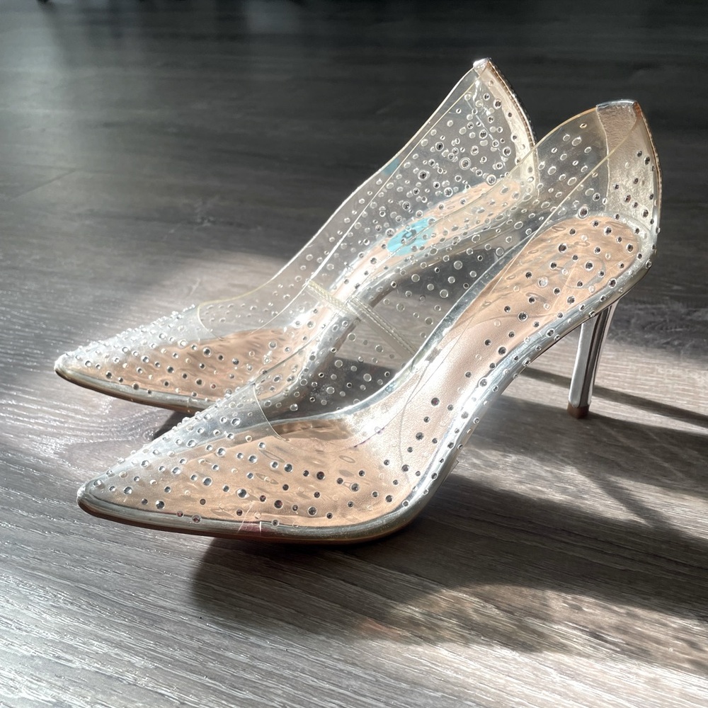 Elegant Clear Stiletto w/rhinestones
